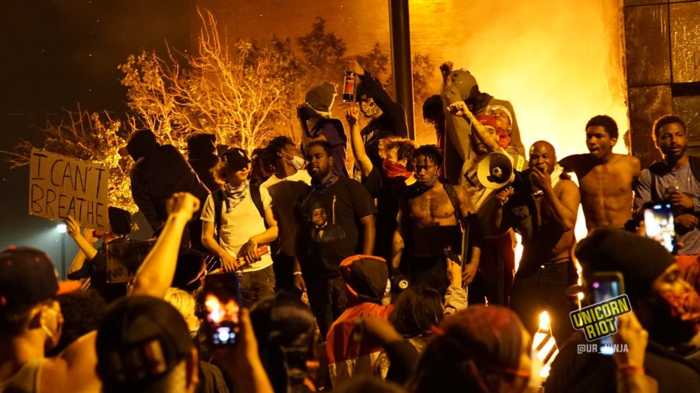 Hundreds took to the streets in South #Minneapolis last night to show their disapproval for the recent killing of an unarmed Black man. Many gathered in front of a burning #3rdPrecinct building – the former place of employment of the MPD officers who killed #GeorgeFloyd.